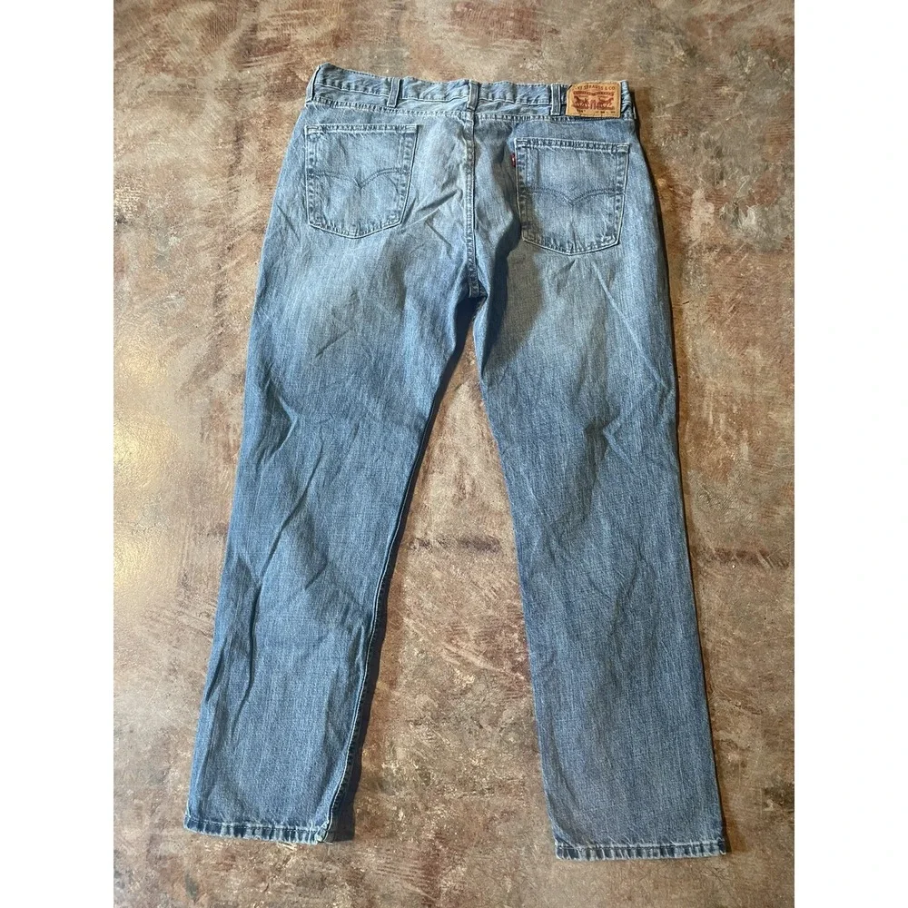 VTG‎ Levi's 514 Slim Straight Leg Leather Patch Light Blue Denim 38W x 30L *